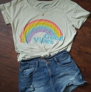 Good Vibes Tee